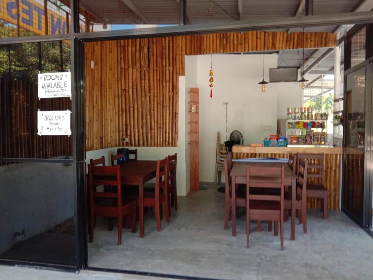 Lr Hostel And Cafe Moalboal Exterior photo